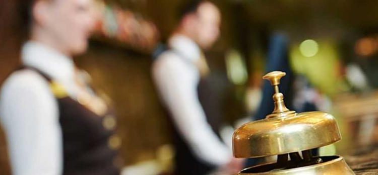 Δεκάδες ξενοδοχεία στην Αχαΐα βγαίνουν στο «σφυρί»