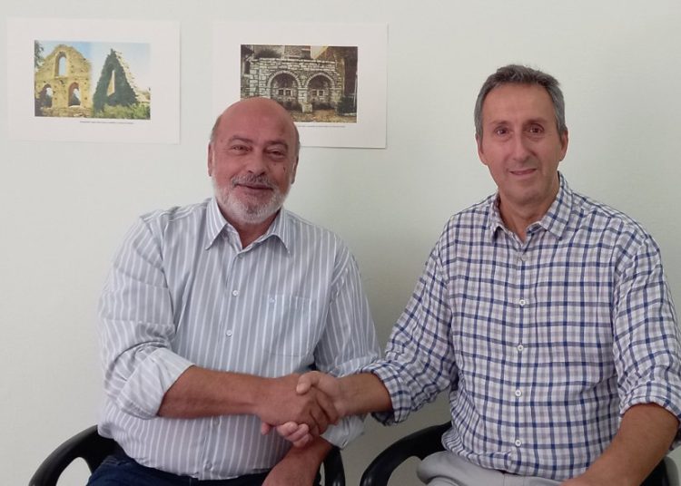 Ο Οικονομολόγος Ν. Μιχαλόπουλος μαζί με Δημητρουλόπουλο