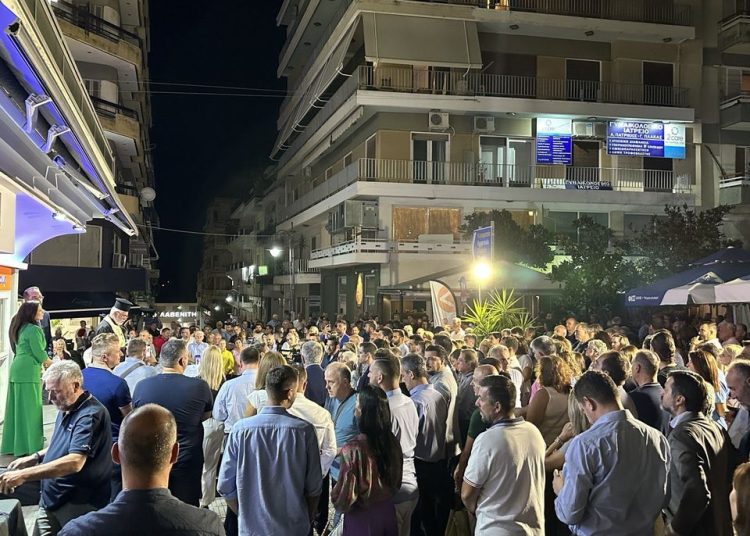 Φαρμάκης: Με αέρα νίκης τα εγκαίνια του εκλογικού κέντρου στον Πύργο
