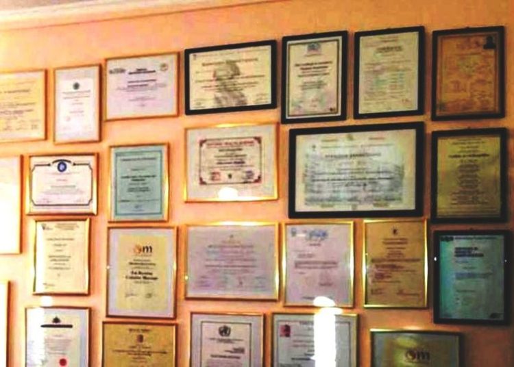 Μόνο όταν πάρεις πτυχίο ανθρωπιάς είσαι μορφωμένος (Γράφει η Κατερίνα Σωτηροπούλου-Αναγνωστοπούλου)