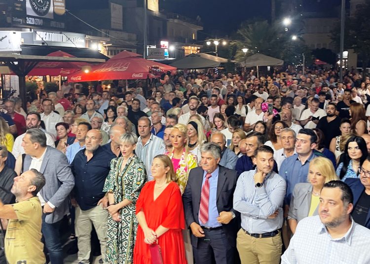 Χριστοδουλόπουλος: Μεγαλειώδη συγκέντρωση στα εγκαίνια του εκλογικού κέντρου