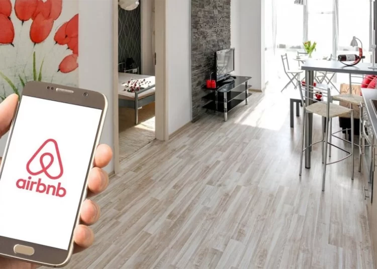 Τί αλλάζει στο Airbnb – Ποια καταλύματα θα πληρώνουν ΦΠΑ και τέλη από 1/1/2024