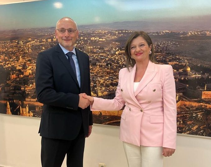 Συνάντηση Αυγερινοπούλου με Πρέσβη Ισραήλ