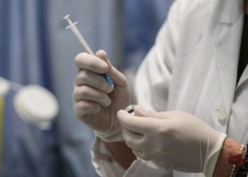 Κορονoϊός: Στο τραπέζι νέο εμβόλιο για την παραλλαγή Kraken