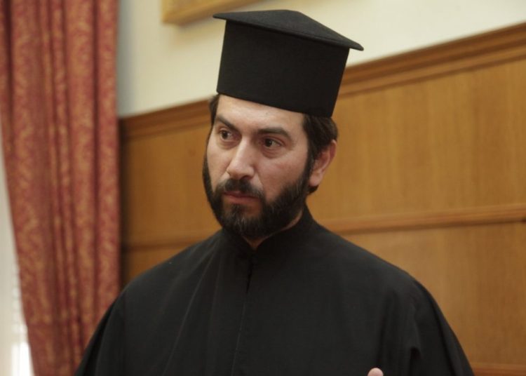 Σήμερα η δίκη για την «Κιβωτό» – Στο εδώλιο ο πατέρας Αντώνιος