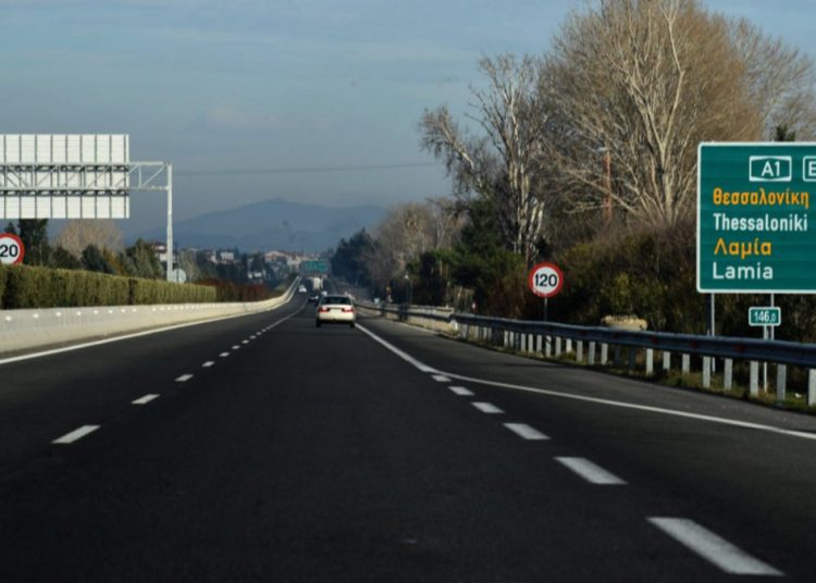Κομμένη στα δύο η χώρα-Κλειστή η Εθνική Αθήνας και Θεσσαλονίκης
