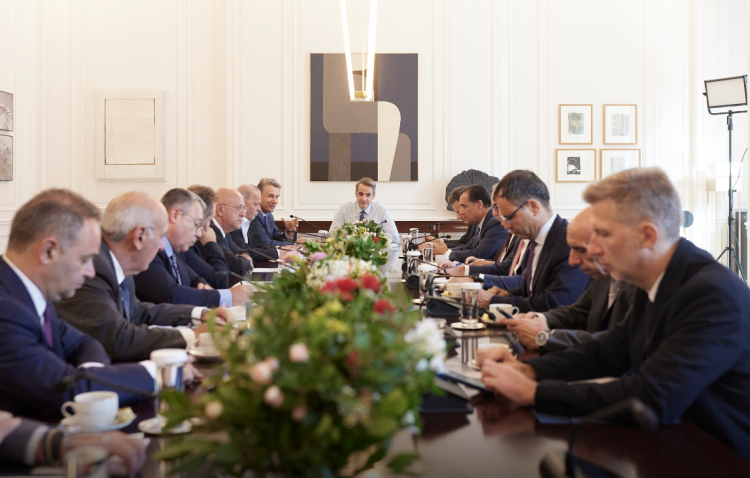 ΣΕΒ: Τα 8 θέλω των βιομηχάνων από τον πρωθυπουργό