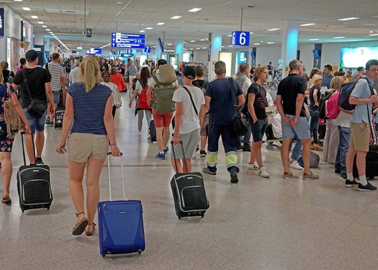 Πάνω από 16,1 εκατ. τουρίστες φέτος στην Ελλάδα