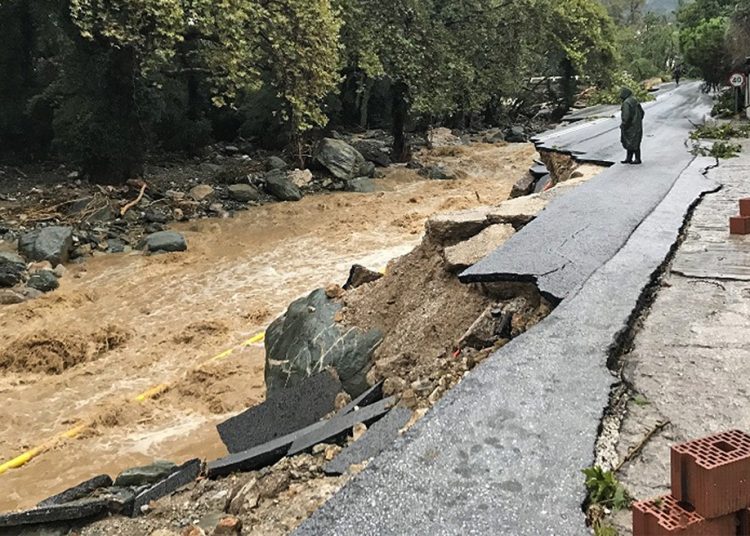 Κακοκαιρία Daniel: Τέσσερις οι νεκροί-Καρδίτσα, Λάρισα-Τρίκαλα σε χάος από τις πλημμύρες