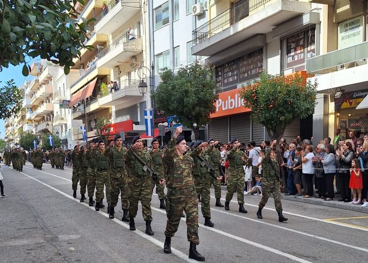 Πύργος: Με λαμπρότητα και πλήθος κόσμου η παρέλαση της 28ης Οκτωβρίου (φωτο)