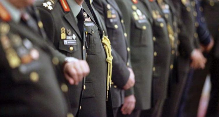 Ειδικά μισθολόγια: Πόσο αυξάνονται οι μισθοί σε υπαλλήλους, δικαστικούς και ένστολους