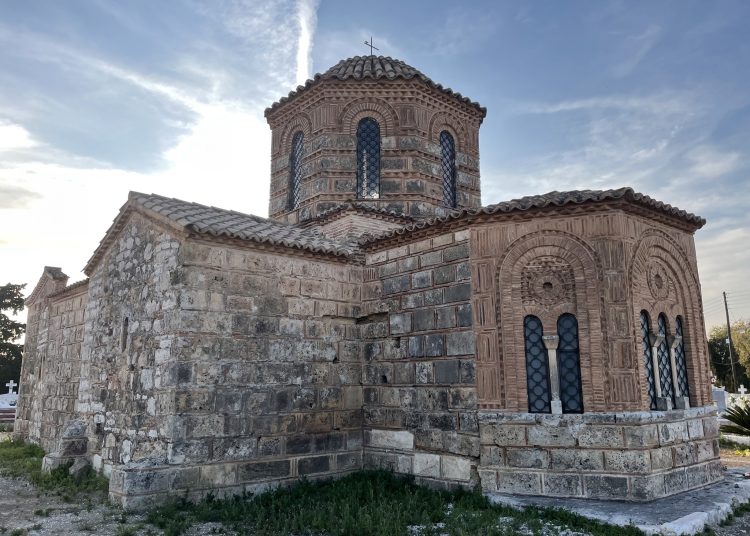 Ο άγνωστος Βυζαντινός ναός στην Παλαιομανωλάδα