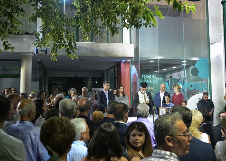 Όλη η οικογένεια ενωμένη, στήριγμα στην προσπάθεια του υποψ. Δημάρχου Πύργου Στάθη Καννή