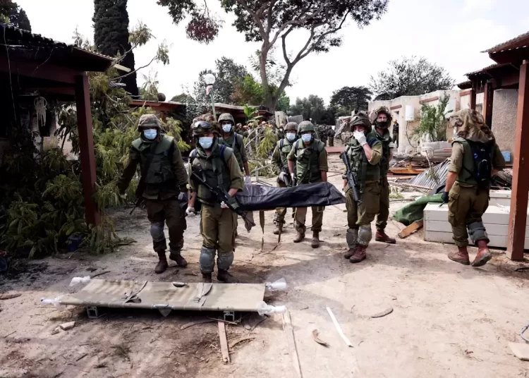 Πόλεμος στο Ισραήλ: Η Χαμάς αποκεφάλισε και έκαψε ζωντανά βρέφη