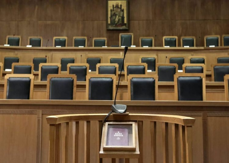 Έκθεση παγκόσμιου φορέα-«Η Ελλάδα έπιασε πάτο ως κράτος δικαίου»