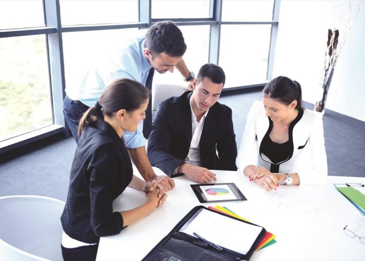 Ποσό 14.800 ευρώ σε νέους για να «στήσουν» επιχείρηση – Η διαδικασία υποβολής των αιτήσεων