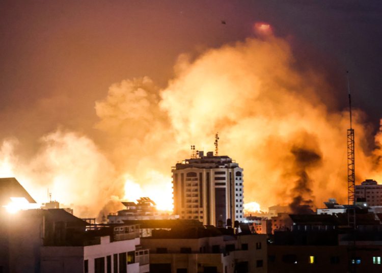 Πόλεμος στο Ισραήλ: Ξεπέρασαν τους 2.000 οι νεκροί και στις δύο πλευρές