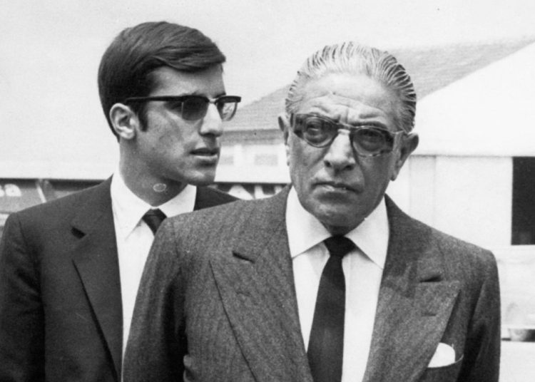 Οικονόμος του Ωνάση: «Η Τζάκι Κένεντι έστειλε στο θάνατο τον Αλέξανδρο»