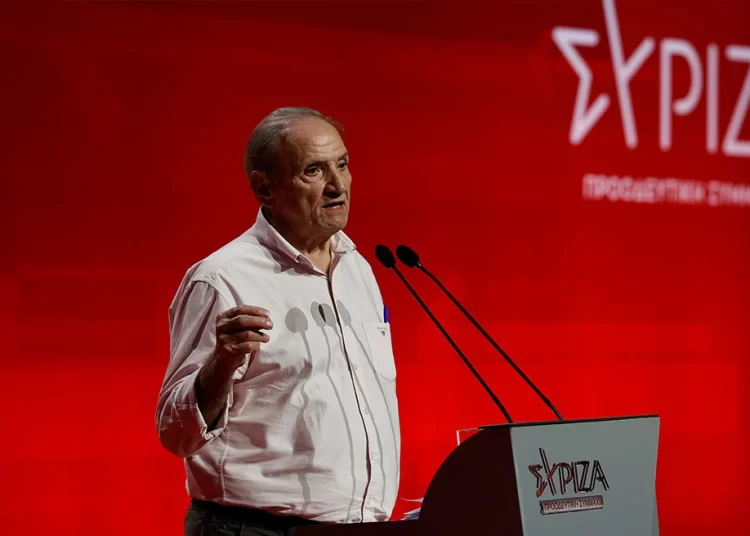 Τζουμάκας για την διαγραφή του από τον Κασσελάκη: Θα τρίζουν τα κόκκαλα του Ανδρέα Παπανδρέου