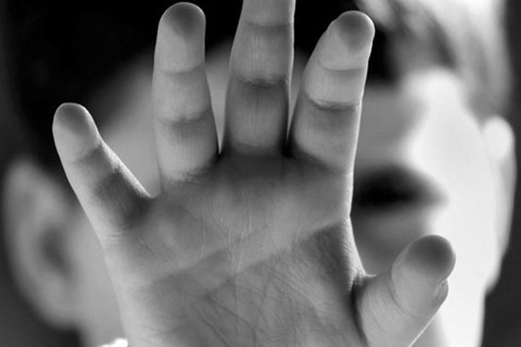 Χαλκίδα: 39χρονος πατέρας πήγε να βιάσει τον 9χρονο γιό του