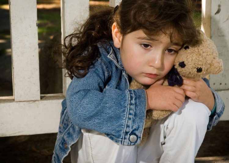 Γονείς: Πέντε τοξικές φράσεις που πληγώνουν το παιδί