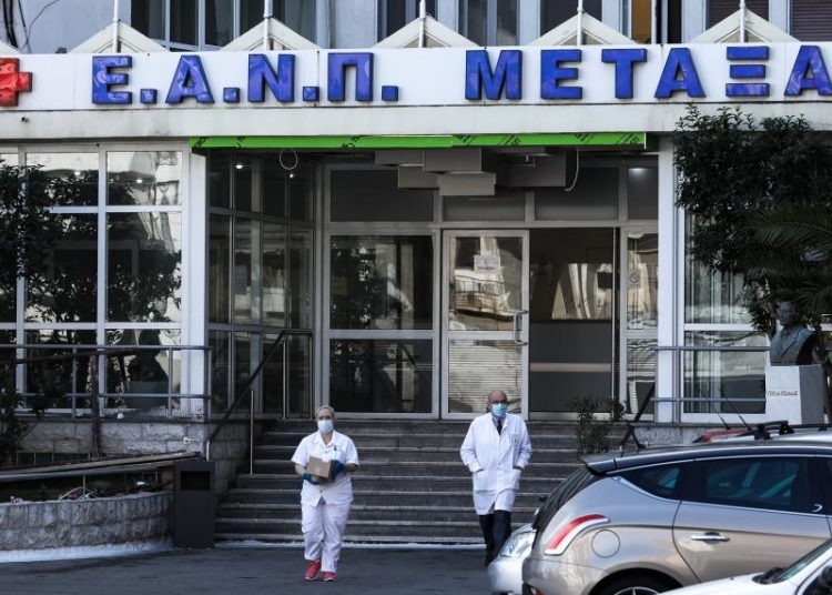 Κλείνει το Τμήμα Μαστού του ογκολογικού «Μεταξά» αφού δεν υπάρχουν γιατροί