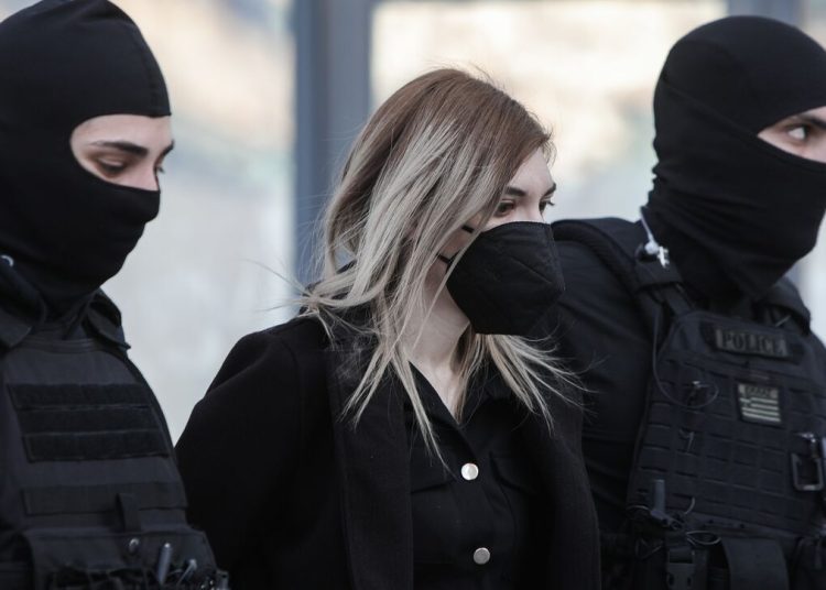 Ξεκίνησε η δίκη Πισπιρίγκου για τους θανάτους και των άλλων δυο παιδιών της