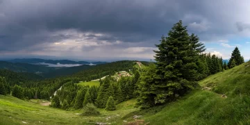Άγραφα, στην καρδιά της ομώνυμης οροσειράς -Ψηλές βουνοκορφές, πανέμορφα δάση