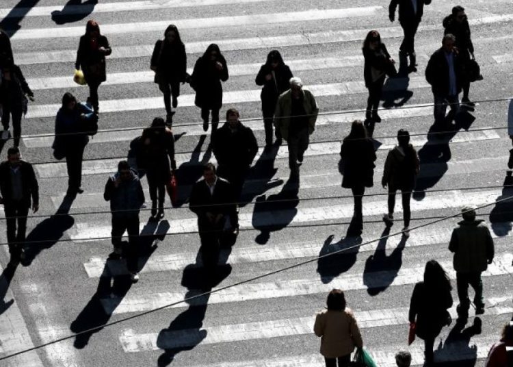 «Ανοίγουν» 5.000 θέσεις εργασίας σε Δημόσιους φορείς για ηλικίες άνω των 55 – Ποιοι συμμετέχουν στο πρόγραμμα της ΔΥΠΑ