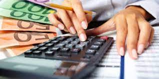 Αλλαγή έκπληξη στο φορολογικό νομοσχέδιο: Μείωση 50% του τέλους επιτηδεύματος για όλους