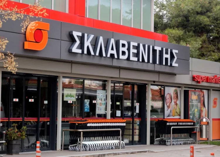 Έκτακτη ενίσχυση 300 ευρώ από τον Σκλαβενίτη σε όλους τους εργαζόμενους