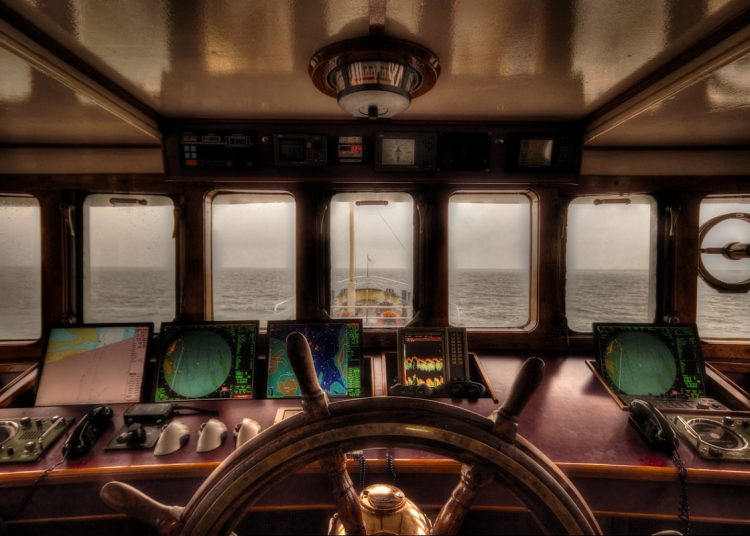 Πάτρα-Απίστευτο: Καπετάνιος άφηνε στο πηδάλιο άλλον να οδηγεί το πλοίο!