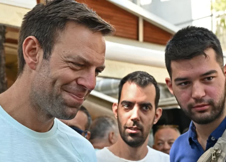 Αποχωρεί το 70% των οργανώσεων της Νεολαίας ΣΥΡΙΖΑ σε όλη την Ελλάδα