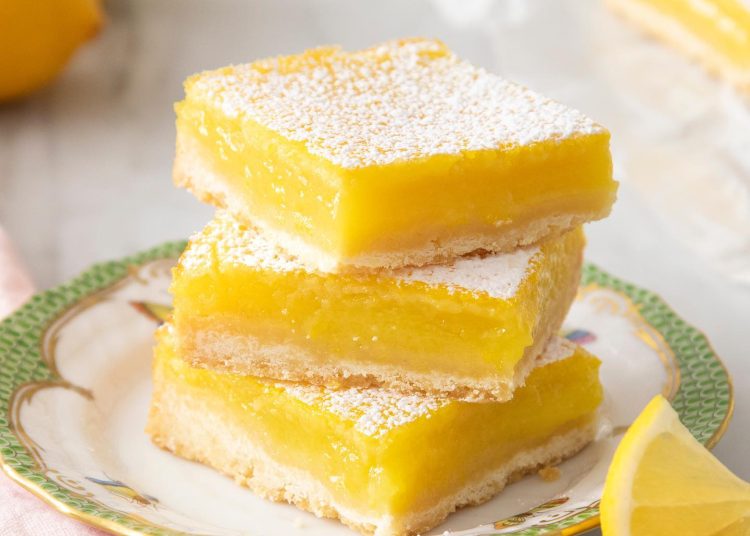 Λεμόνι: Φτιάχνουμε λαχταριστές μπάρες για όλες τις ώρες