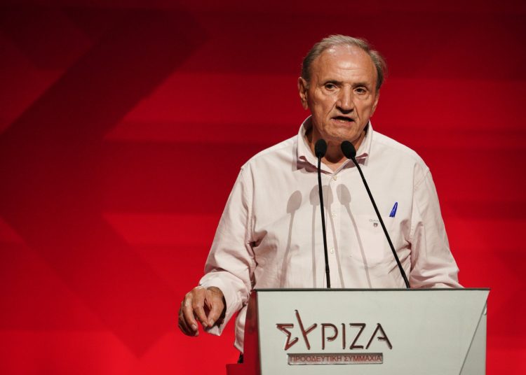 Την επιστροφή του Τσίπρα στον ΣΥΡΙΖΑ ζήτησε ο Σ. Τζουμάκας