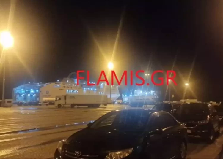 Πάτρα: Το πλοίο Hellenic Spirit προσέκρουσε σε 2 άλλα στο λιμάνι – Ταλαιπωρία για 128 επιβάτες