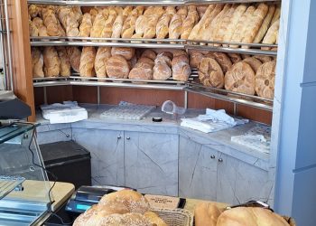 Ο Φούρνος από την Βύλιζα Ολυμπίας άνοιξε στον Πύργο και πουλά το ψωμί 2 ευρώ το κιλό!