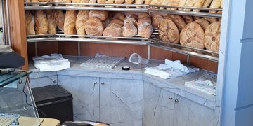 Ο Φούρνος από την Βύλιζα Ολυμπίας άνοιξε στον Πύργο και πουλά το ψωμί 2 ευρώ το κιλό!
