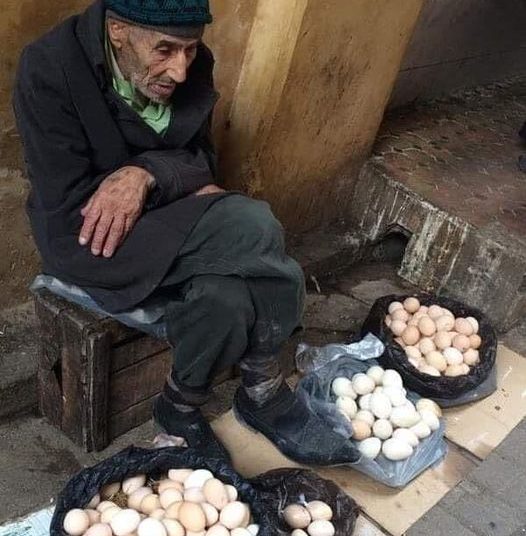 Mια φιλανθρωπία τυλιγμένη με αξιοπρέπεια…