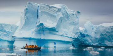 Ανταρκτική: Η συναρπαστική διαδρομή προς το απόλυτο ταξίδι μιας ζωής
