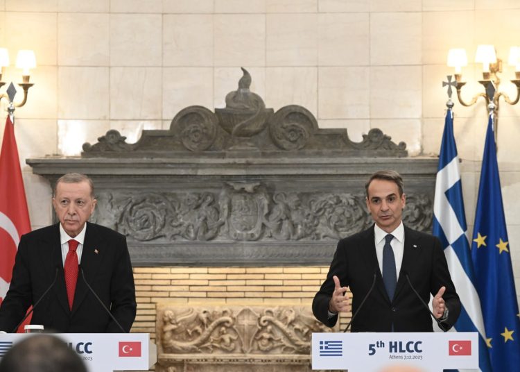 Μητσοτάκης: Nα αναζητήσουμε λύσεις – Ερντογάν: Να μετατρέψουμε το Αιγαίο σε θάλασσα ειρήνης