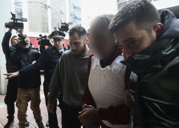 «Αν τον είχαν συλλάβει στο αυτόφωρο η 43χρονη θα ζούσε»-Αμετανόητος ο γυναικοκτόνος