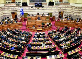 Προκλητικές αυξήσεις μισθών σε υπουργούς με το νέο έτος