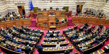 Προκλητικές αυξήσεις μισθών σε υπουργούς με το νέο έτος
