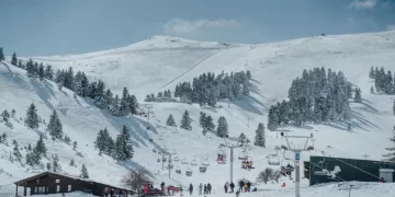 Χιονοδρομικό κέντρο Καλαβρύτων: Στις 16 Δεκεμβρίου ανοίγει τις πύλες του με τον νέο αναβατήρα