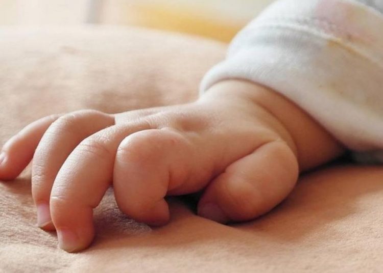 Επίδομα μητρότητας 780 ευρώ σε αγρότισσες & γυναίκες επαγγελματίες