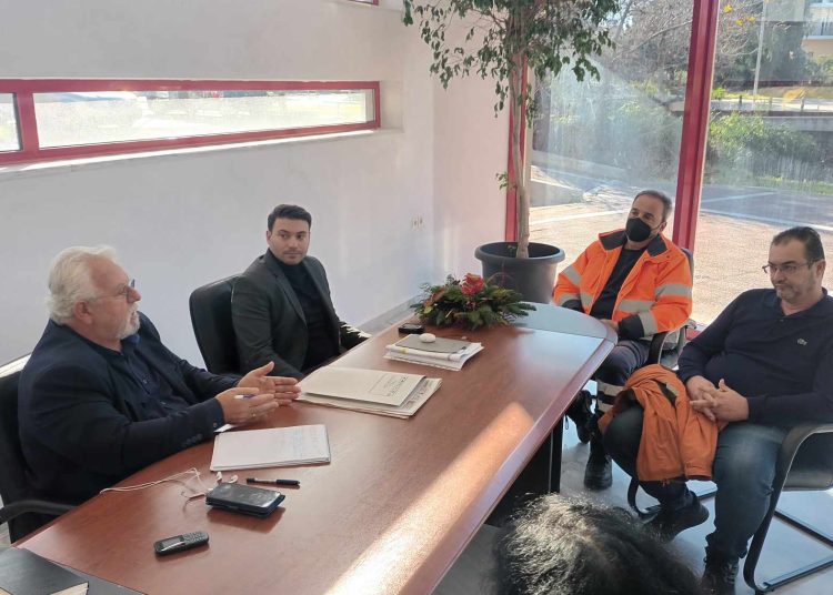 Αμαλιάδα: Συνάντηση Χριστοδουλόπουλου με δημοτικούς υπαλλήλους