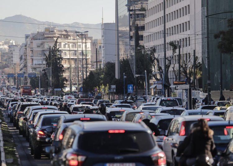 Τέλος σε ανασφάλιστα οχήματα και χωρίς ΚΤΕΟ-Έρχονται μεγάλοι έλεγχοι