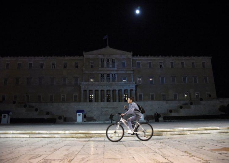 Έρευνα: Φόβος, οργή & παραίτηση για το μέλλον της χώρας – Τι ζητούν οι πολίτες από την κυβέρνηση