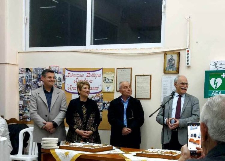 Αμπελώνας Δήμου Πύργου: Ο Πολιτιστικός-Αιμοδοτικός Σύλλογος έκοψε την Πίττα του (Φωτο)